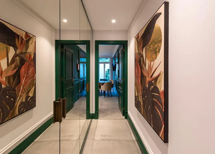 Cosy Flat In With Private Patio & Garden Area By Lisbeyond شقة *